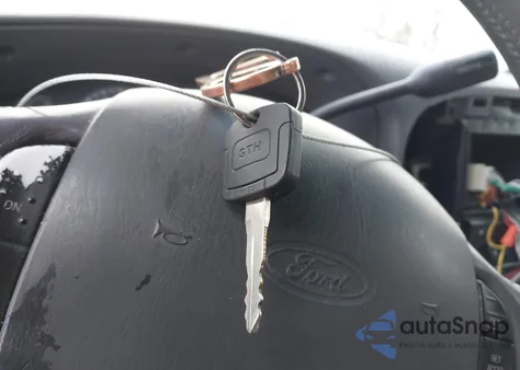 2001 Ford F-150 Lariat/Xl/Xlt from USA, damaged, VIN 1FTRX17L31NB62802